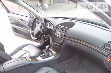 Седан Mercedes-Benz E-Class 2003 в Стрые