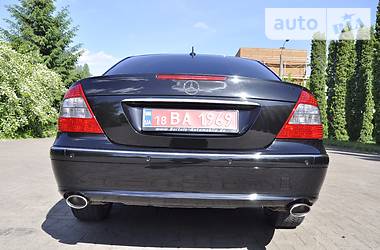 Седан Mercedes-Benz E-Class 2006 в Ровно