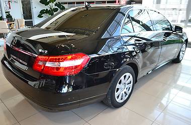 Седан Mercedes-Benz E-Class 2012 в Хмельницком