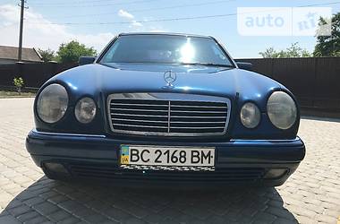 Седан Mercedes-Benz E-Class 1996 в Львове