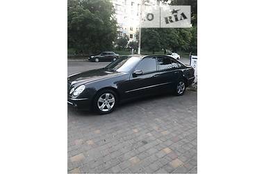 Седан Mercedes-Benz E-Class 2002 в Одессе