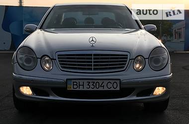 Седан Mercedes-Benz E-Class 2004 в Одессе