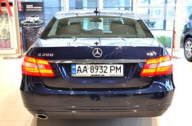 Седан Mercedes-Benz E-Class 2012 в Хмельницком