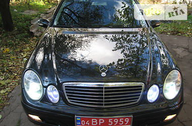 Седан Mercedes-Benz E-Class 2006 в Кривом Роге