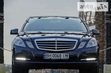 Седан Mercedes-Benz E-Class 2012 в Одессе