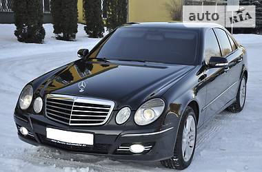 Седан Mercedes-Benz E-Class 2007 в Ровно