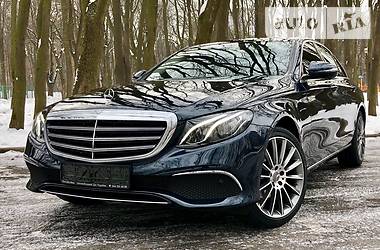 Седан Mercedes-Benz E-Class 2016 в Киеве