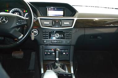 Седан Mercedes-Benz E-Class 2012 в Хмельницком