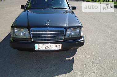 Універсал Mercedes-Benz E-Class 1994 в Рівному