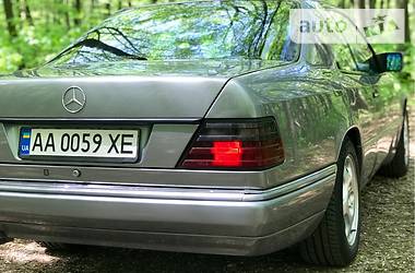 Купе Mercedes-Benz E-Class 1994 в Києві