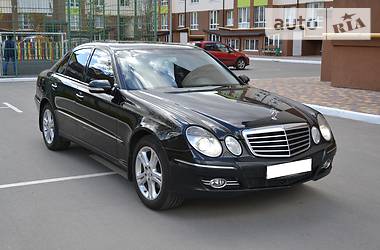 Седан Mercedes-Benz E-Class 2007 в Киеве