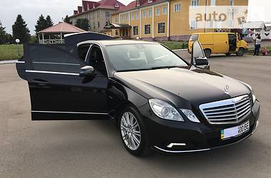 Седан Mercedes-Benz E-Class 2013 в Коломые