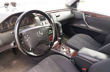 Седан Mercedes-Benz E-Class 2002 в Запоріжжі