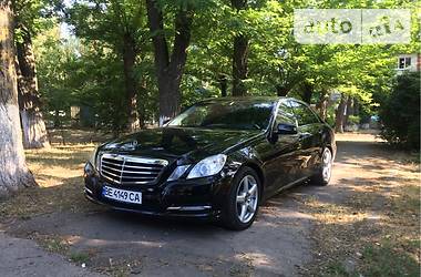 Седан Mercedes-Benz E-Class 2012 в Миколаєві