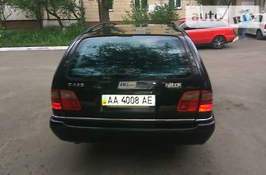 Универсал Mercedes-Benz E-Class 1998 в Киеве