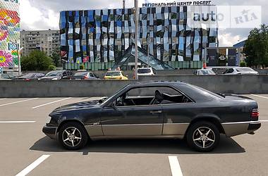 Купе Mercedes-Benz E-Class 1991 в Харькове
