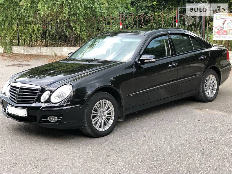 Седан Mercedes-Benz E-Class 2008 в Киеве