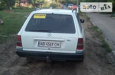 Универсал Mercedes-Benz E-Class 1990 в Могилев-Подольске