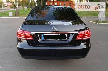 Седан Mercedes-Benz E-Class 2013 в Киеве