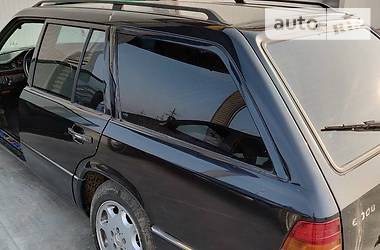 Універсал Mercedes-Benz E-Class 1995 в 