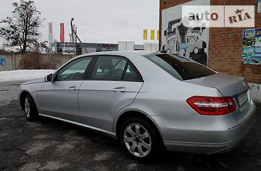 Седан Mercedes-Benz E-Class 2009 в Полтаве