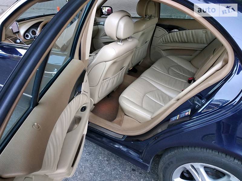 Седан Mercedes-Benz E-Class 2006 в Дніпрі