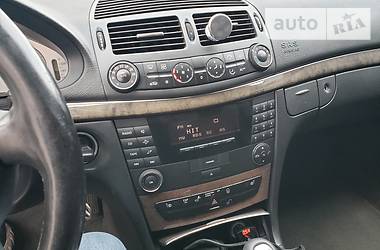 Седан Mercedes-Benz E-Class 2002 в 