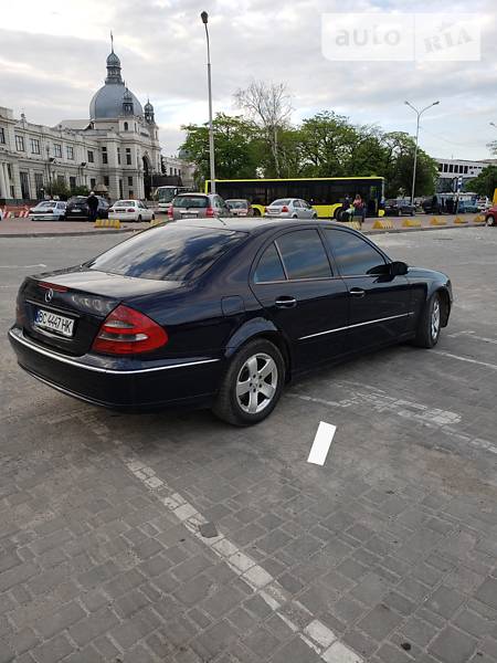 Седан Mercedes-Benz E-Class 2002 в Львові