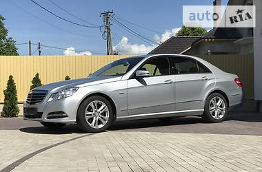 Седан Mercedes-Benz E-Class 2011 в Мукачево