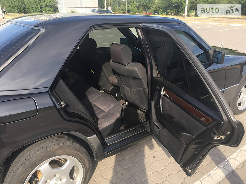 Седан Mercedes-Benz E-Class 1994 в Запоріжжі