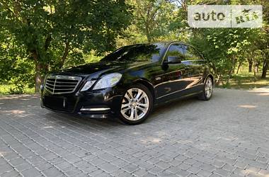 Седан Mercedes-Benz E-Class 2012 в Одессе