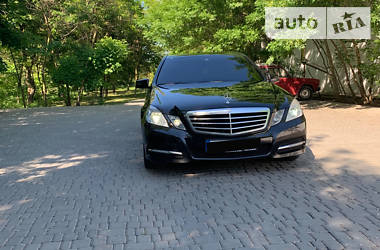 Седан Mercedes-Benz E-Class 2012 в Одессе