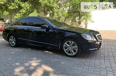 Седан Mercedes-Benz E-Class 2012 в Одессе