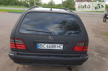 Универсал Mercedes-Benz E-Class 2000 в Львове