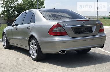 Седан Mercedes-Benz E-Class 2008 в Одессе