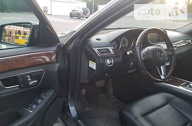 Седан Mercedes-Benz E-Class 2013 в 