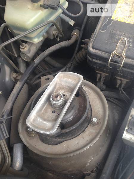 Седан Mercedes-Benz E-Class 1995 в Сваляві фото 22 Седан Mercedes-Benz E-Class 1995 в Сваляві