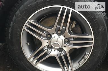 Седан Mercedes-Benz E-Class 1990 в 