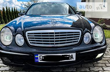 Седан Mercedes-Benz E-Class 2002 в Львові