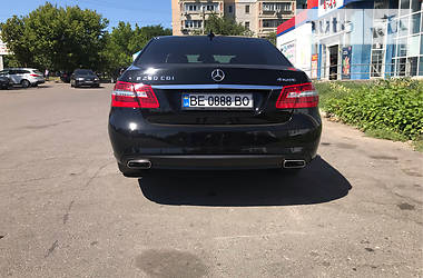 Седан Mercedes-Benz E-Class 2012 в 