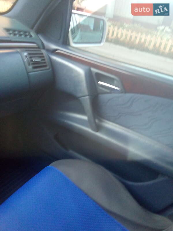 Седан Mercedes-Benz E-Class 1998 в Черкассах