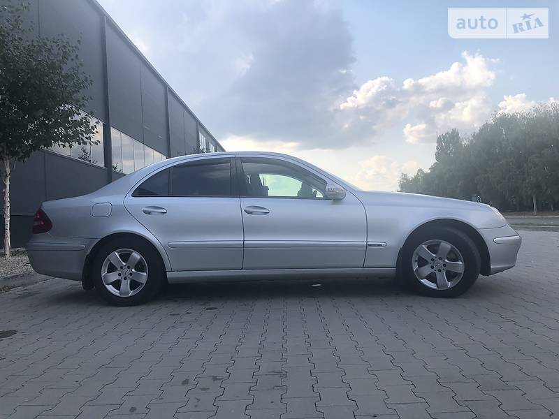 Седан Mercedes-Benz E-Class 2003 в Білій Церкві фото 12 Седан Mercedes-Benz E-Class 2003 в Білій Церкві