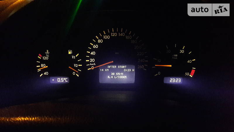 Седан Mercedes-Benz E-Class 2002 в Івано-Франківську