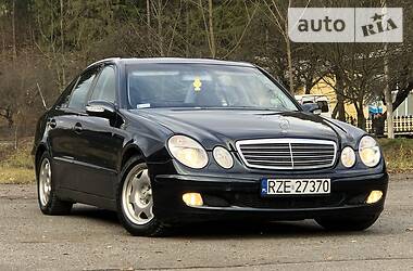 Седан Mercedes-Benz E-Class 2003 в Межгорье