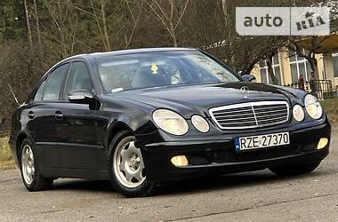 Седан Mercedes-Benz E-Class 2003 в Межгорье