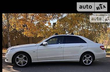 Седан Mercedes-Benz E-Class 2011 в Ровно