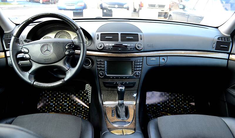 Седан Mercedes-Benz E-Class 2008 в Одесі