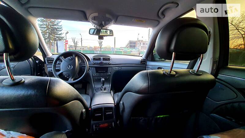 Седан Mercedes-Benz E-Class 2002 в Луцьку
