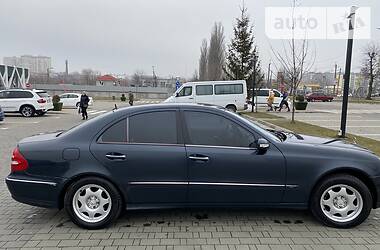 Седан Mercedes-Benz E-Class 2002 в Хмельницком