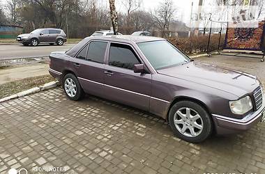 Седан Mercedes-Benz E-Class 1995 в 